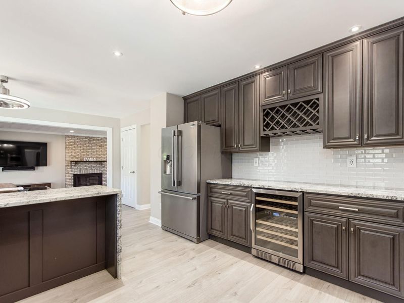 3479 Greenbank Court, Columbus, OH 43221 Photo 9