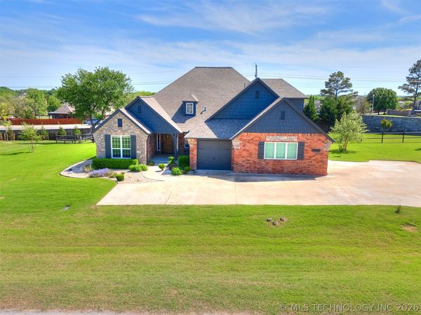 6706 E 86th Place N, Owasso, OK 74055