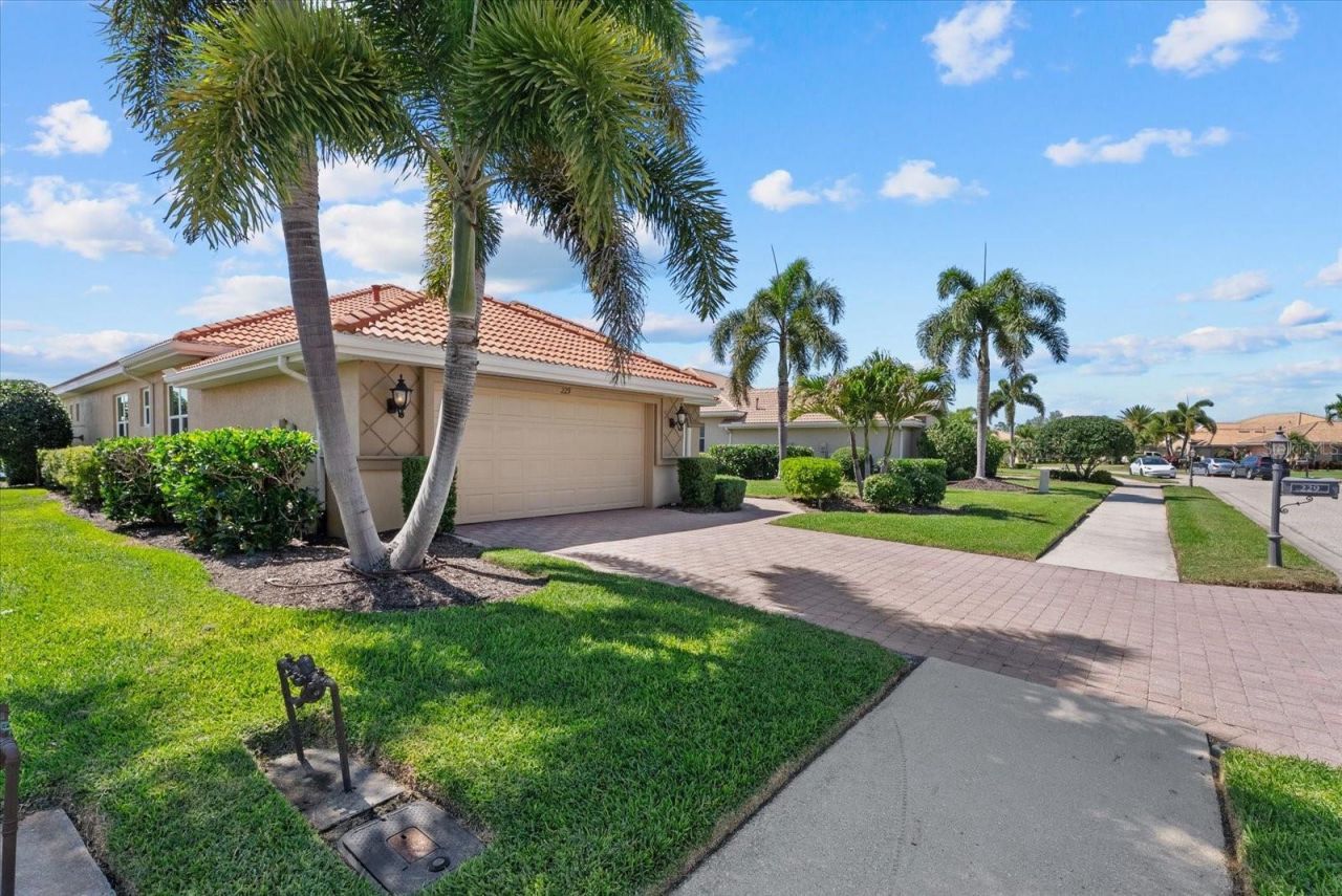 229 Montelluna Drive, North Venice, FL 34275 Photo