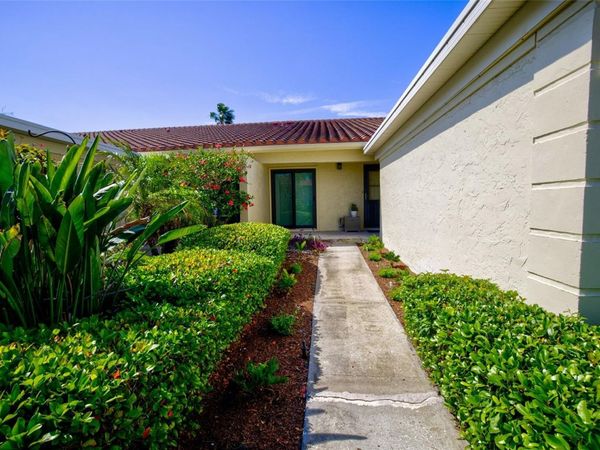 10134 REGAL DRIVE , Unit 1, LARGO, FL 33774