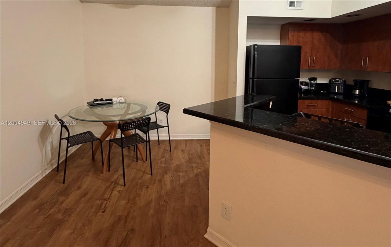 12950 Vista Isles Drive, Unit 424, Sunrise, FL 33325 Photo