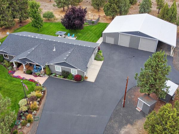 4839 S Sioux Loop, Prineville, OR 97754