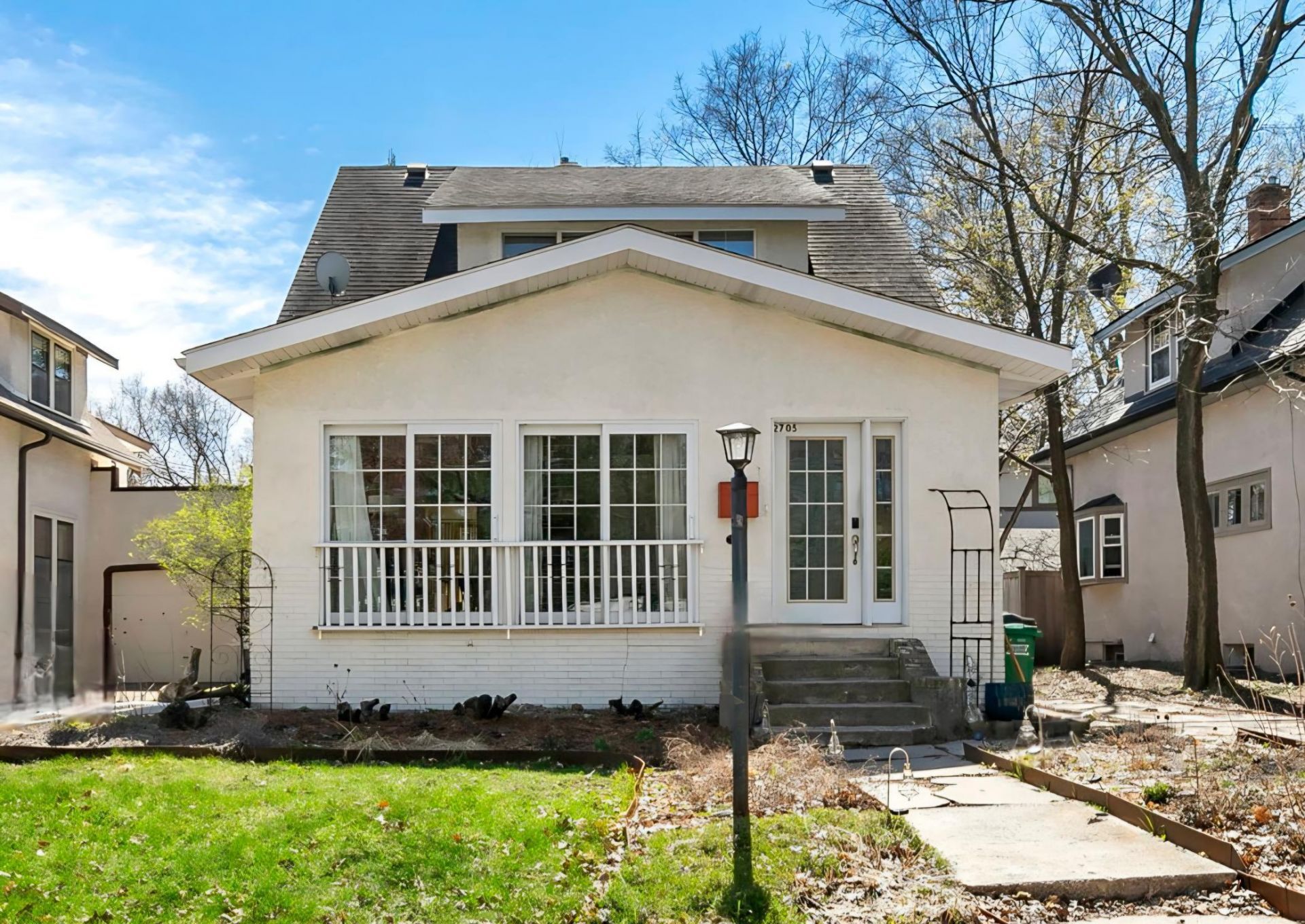 2705 E Minnehaha Parkway Minneapolis, MN 55417