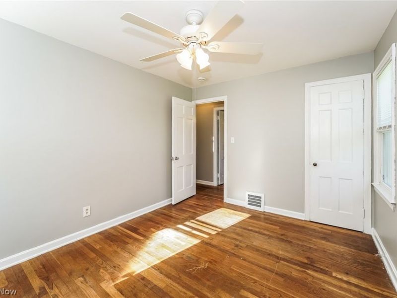 16315 Westview Avenue, Cleveland, OH 44128 Photo 10