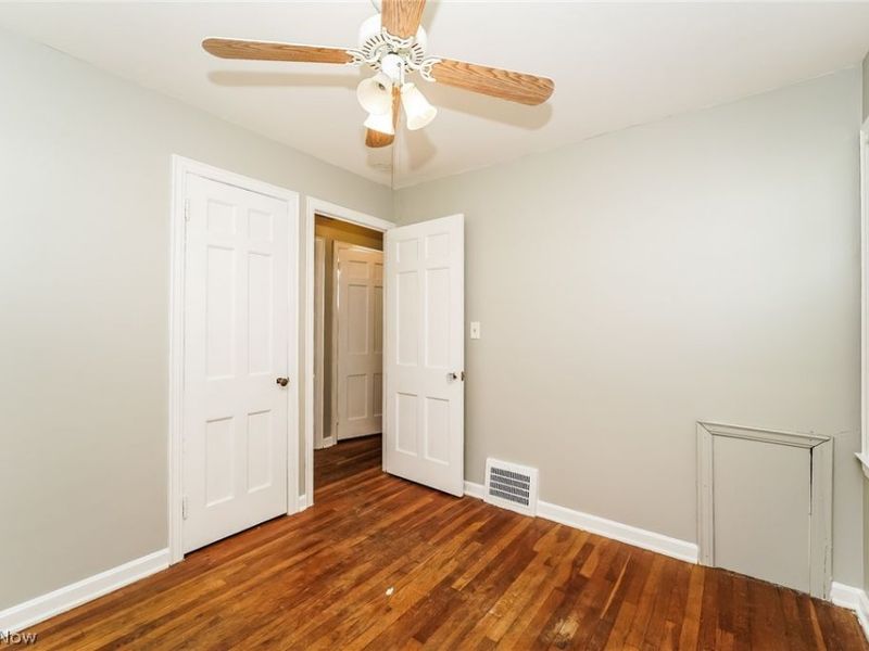 16315 Westview Avenue, Cleveland, OH 44128 Photo 12