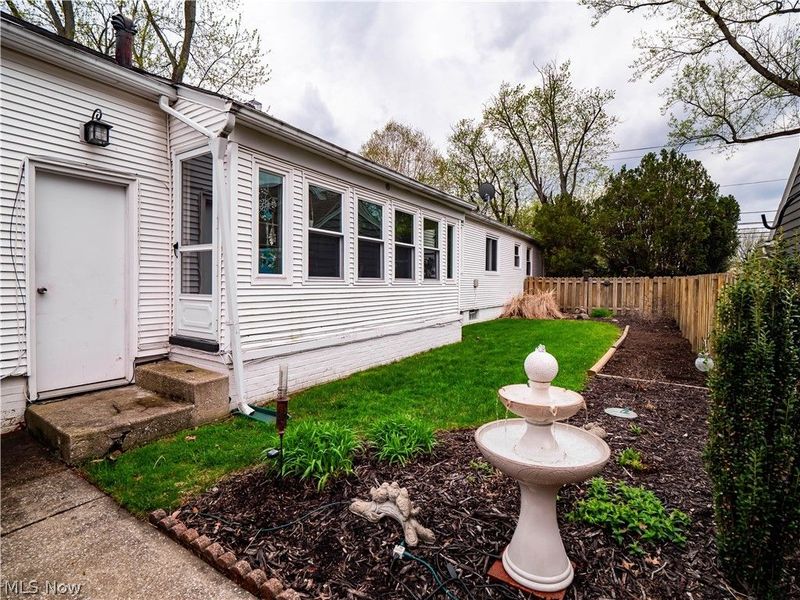 4765 W 220th Street, Fairview Park, OH 44126 Photo 27