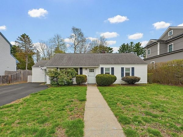 231 Spiers, Newton, MA 02459