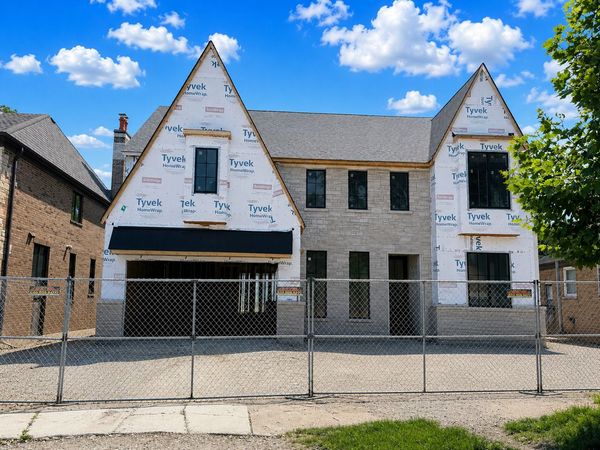 515 S Parkview Avenue, Elmhurst, IL 60126