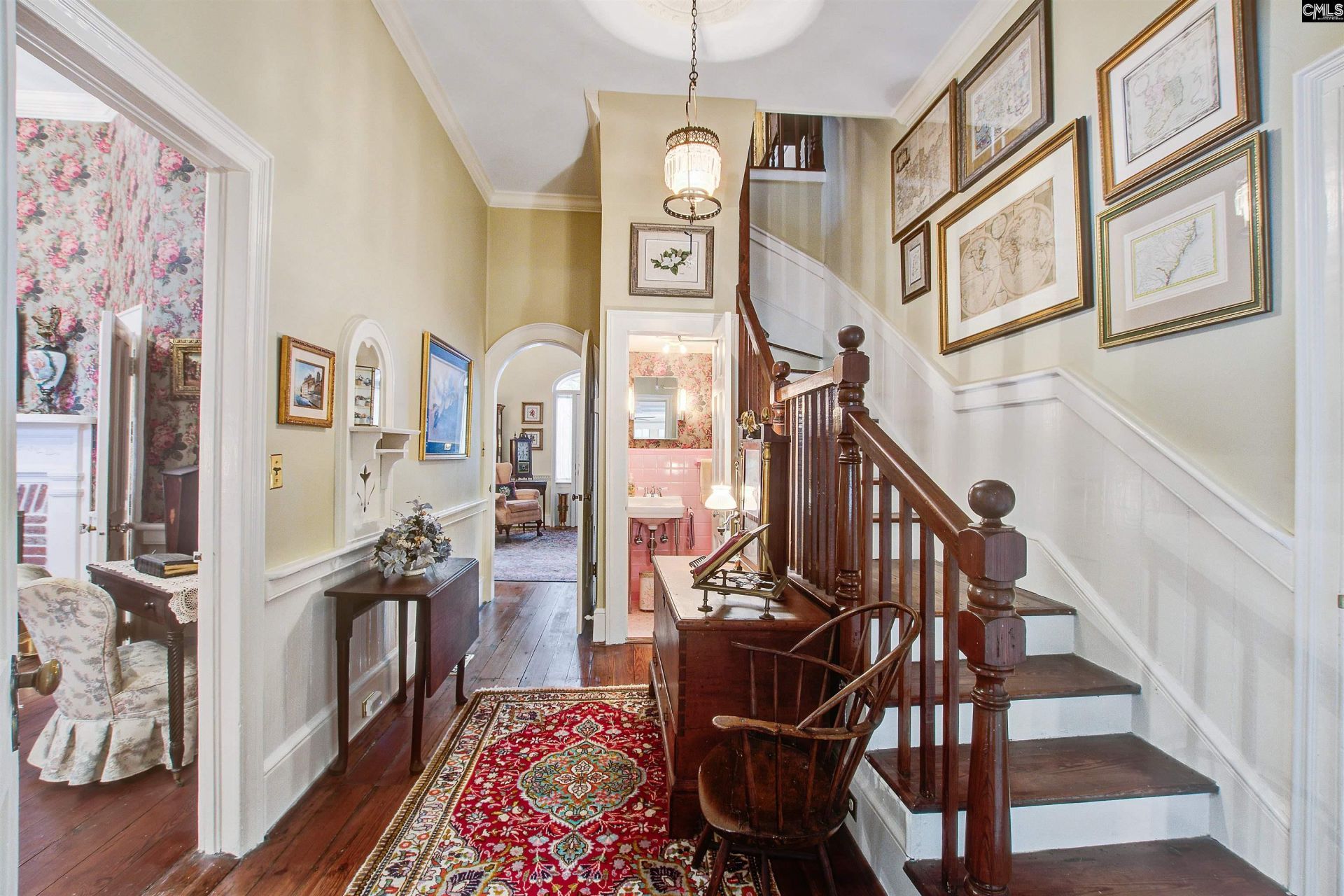 219 Rigby Street  Photo 10