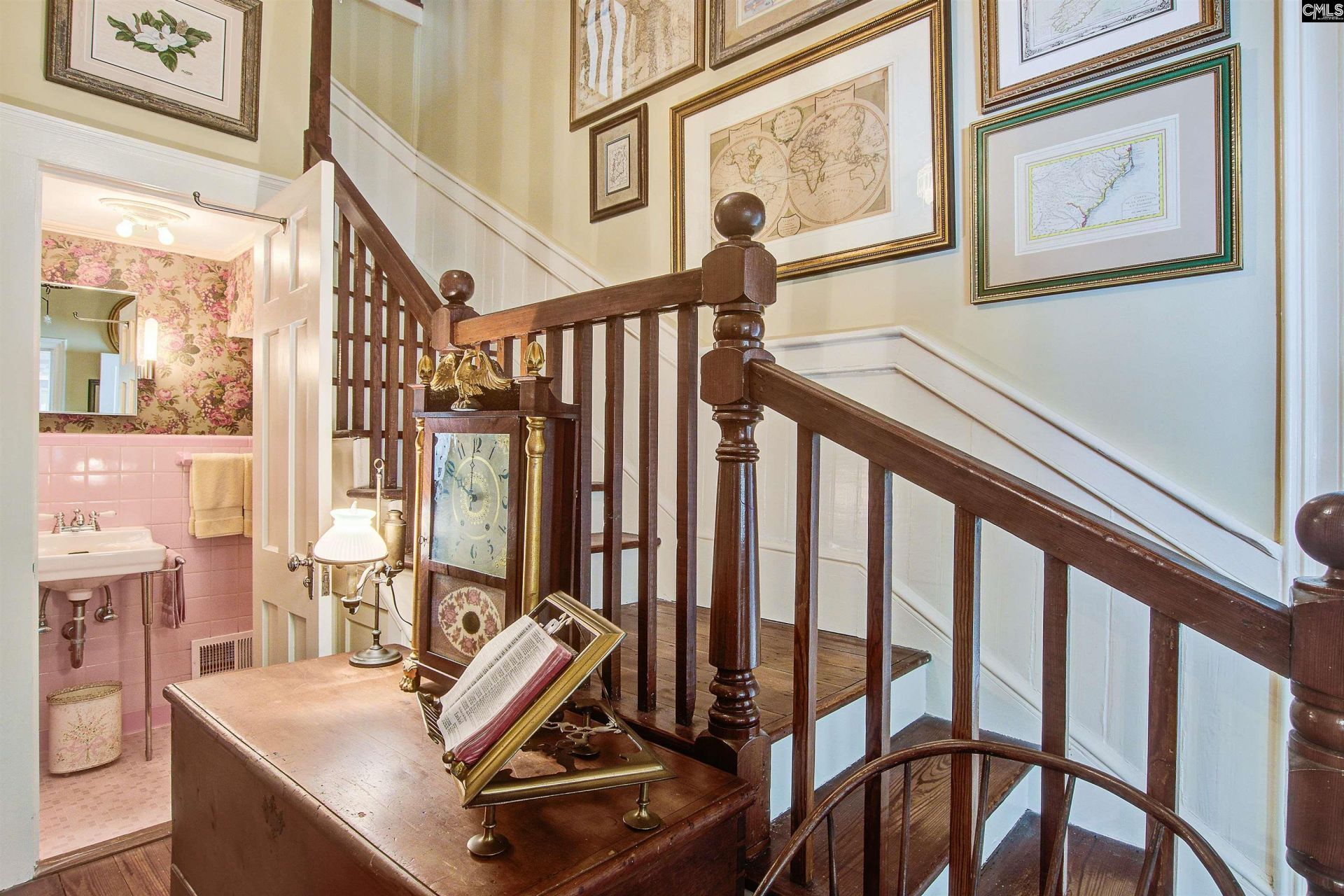 219 Rigby Street  Photo 14