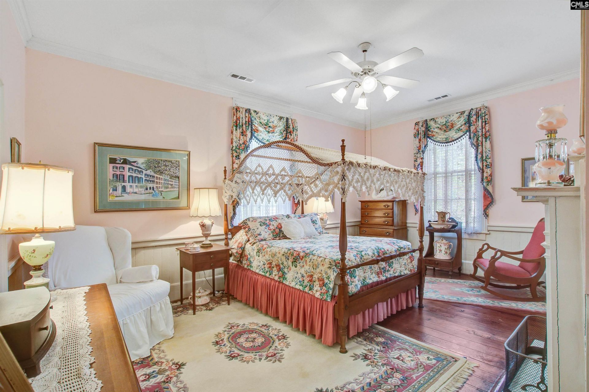 219 Rigby Street  Photo 35