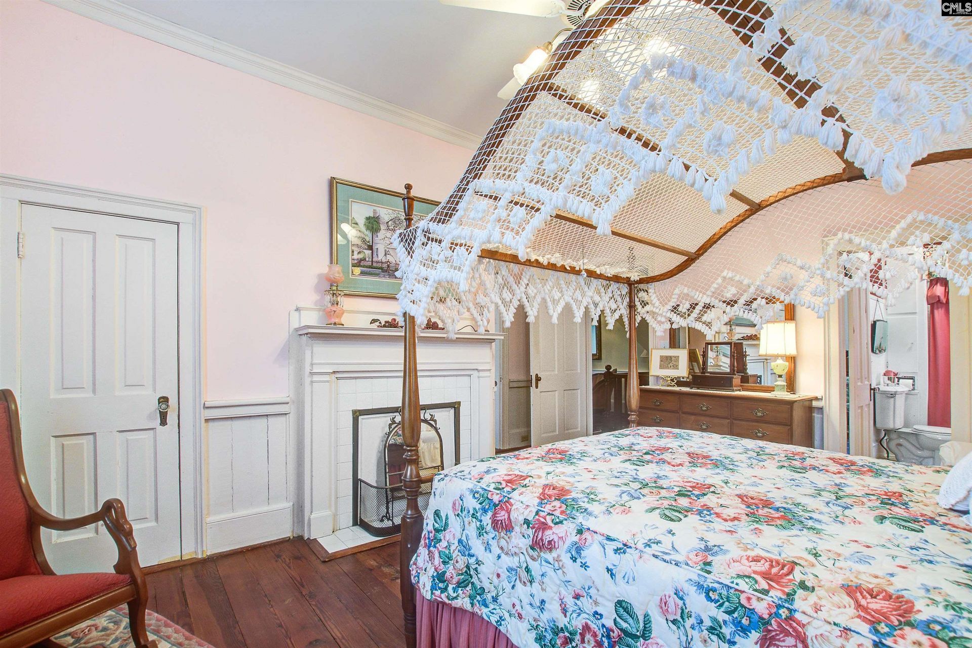 219 Rigby Street  Photo 36