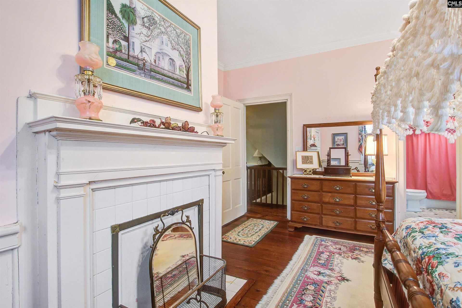 219 Rigby Street  Photo 37