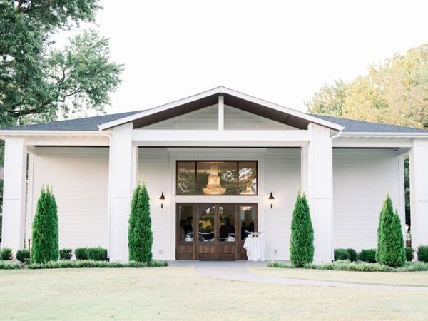 2204 SW I Street , Bentonville, AR 72712