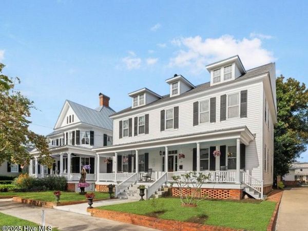 210 New Street, New Bern, NC 28560