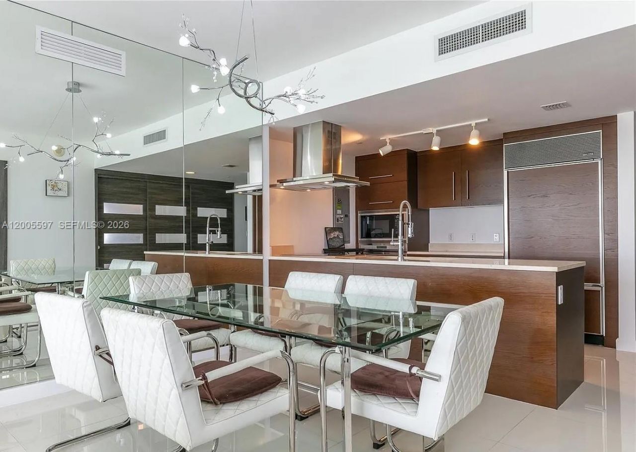 495 Brickell Ave , Unit 703, Miami, FL 33131 Photo