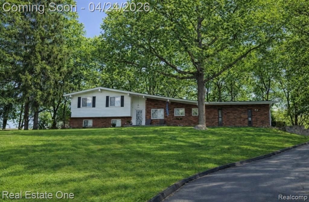 2757 Limerick Lane, Troy, MI 48098 Main Photo
