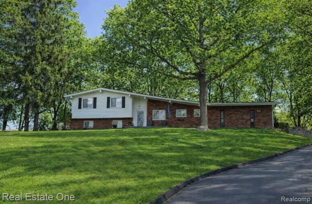 2757 Limerick Lane, Troy, MI 48098 Main Photo