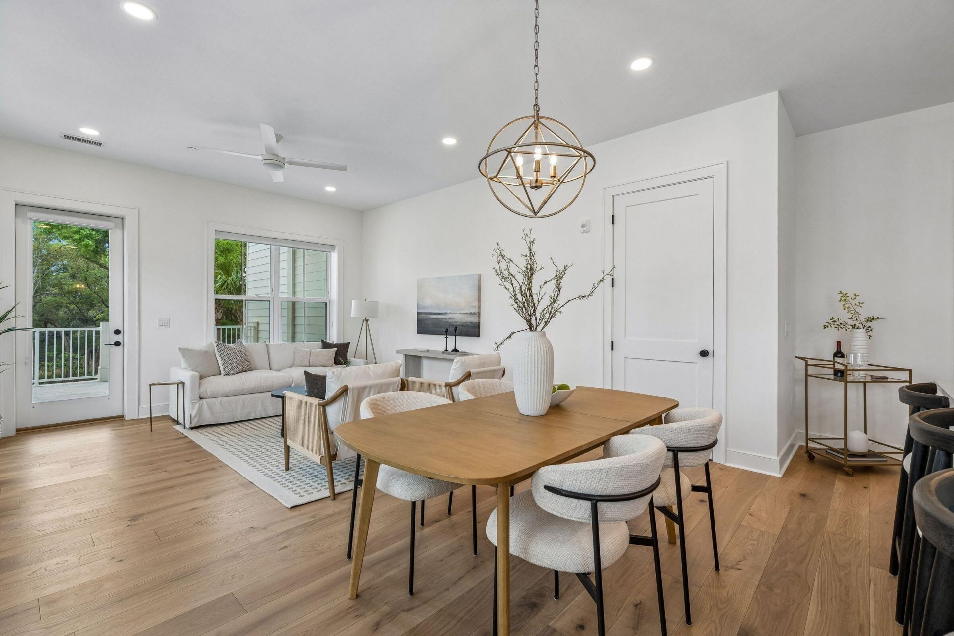 540 Helmsman Street Photo 13