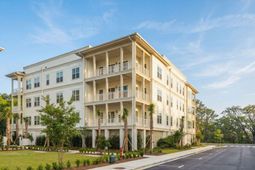 540 Helmsman Street photo 4