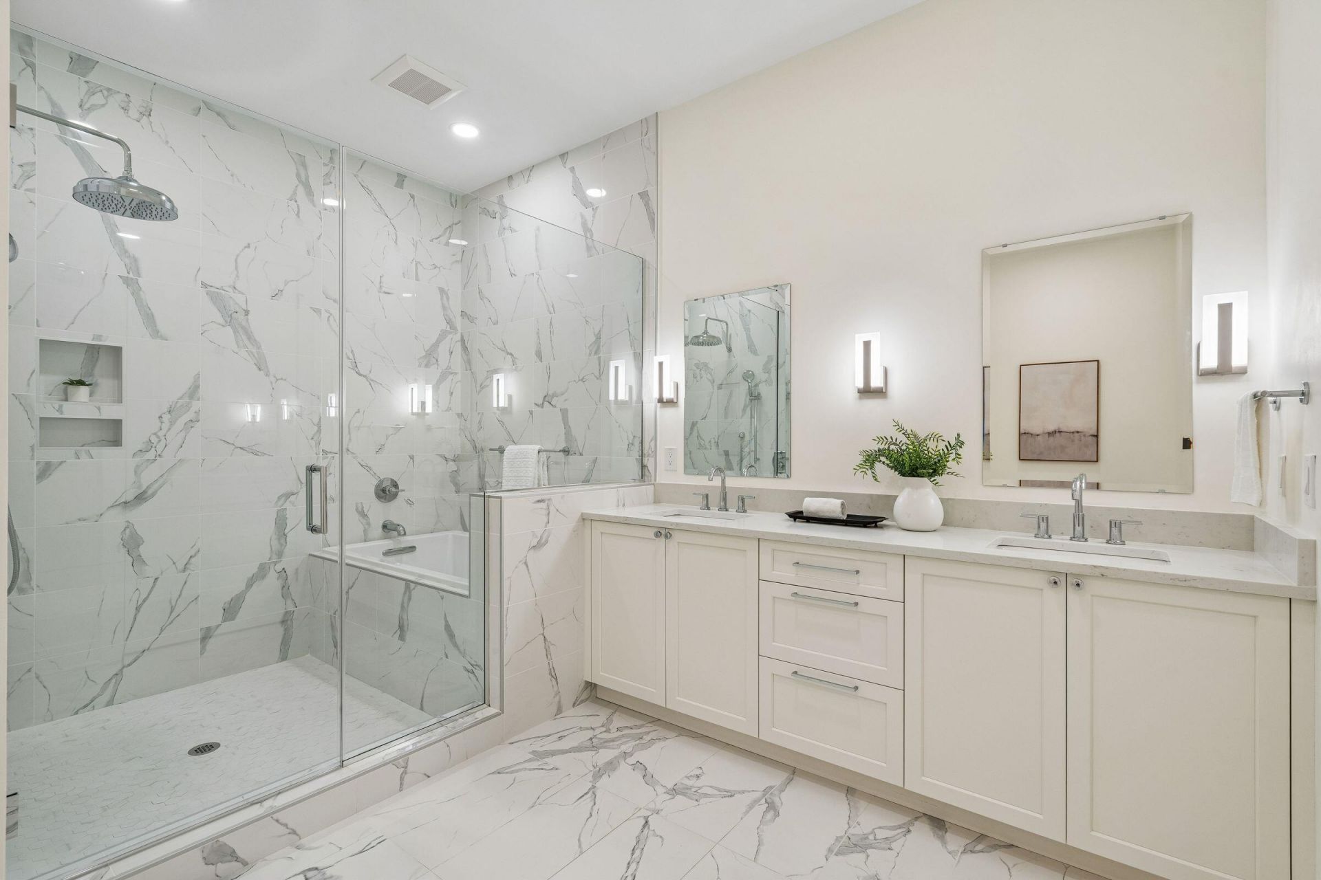 540 Helmsman Street Photo 22