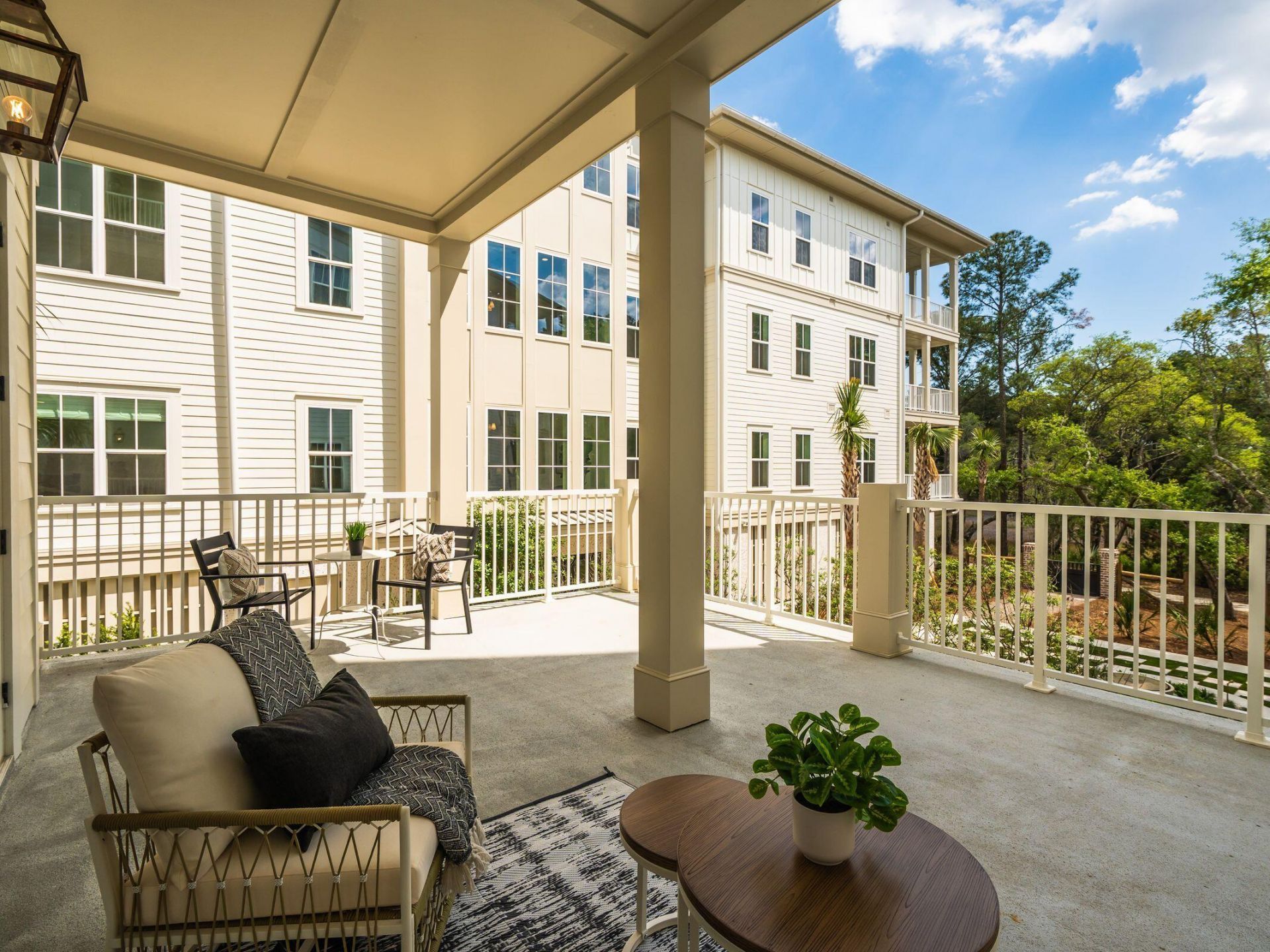 540 Helmsman Street Photo 36