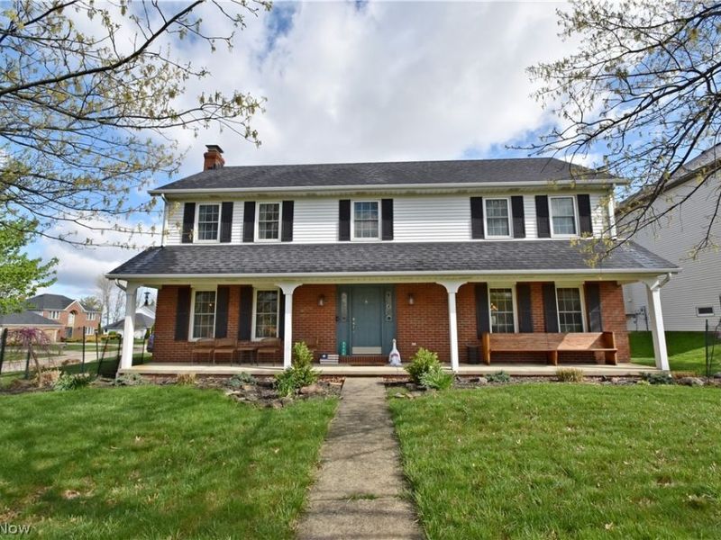 9540 Yvonne Drive, North Royalton, OH 44133 Photo 2