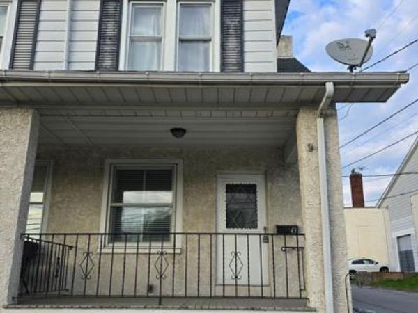43 E 2ND STREET , BOYERTOWN, PA 19512
