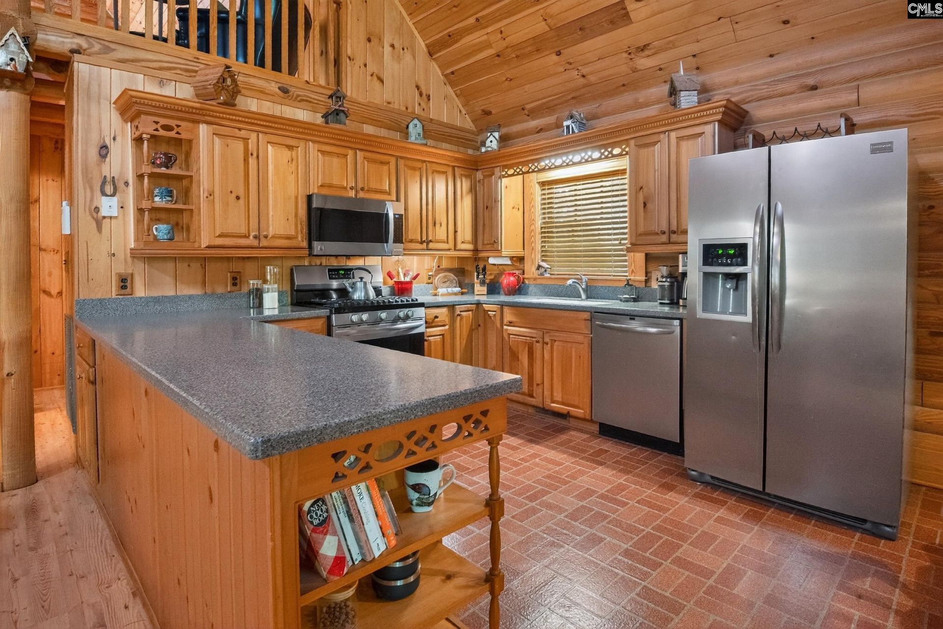 57 Club Lane  Photo 15