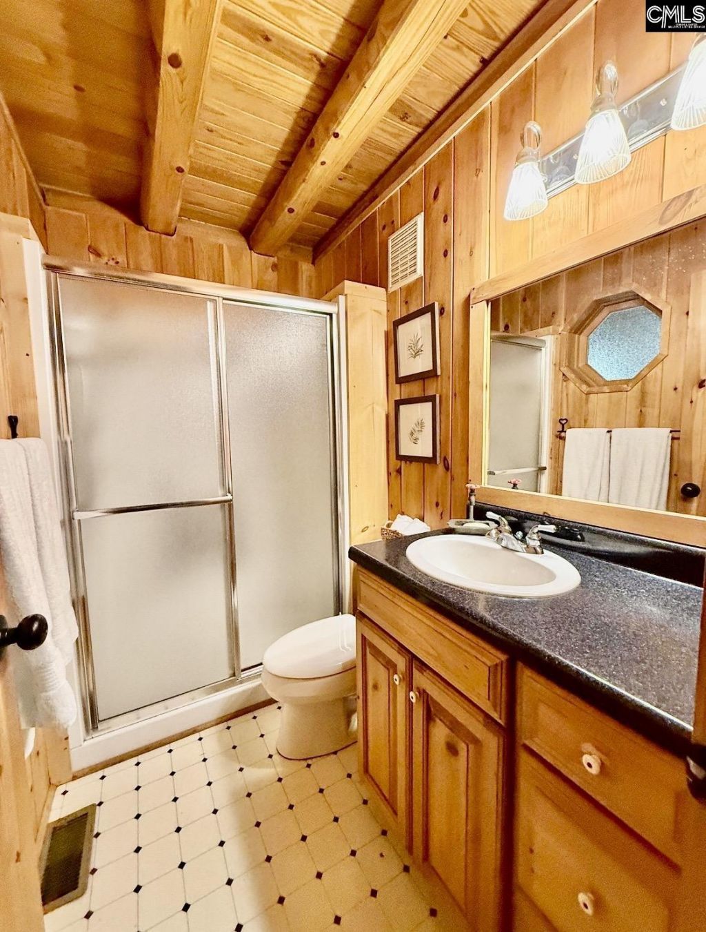 57 Club Lane  Photo 20