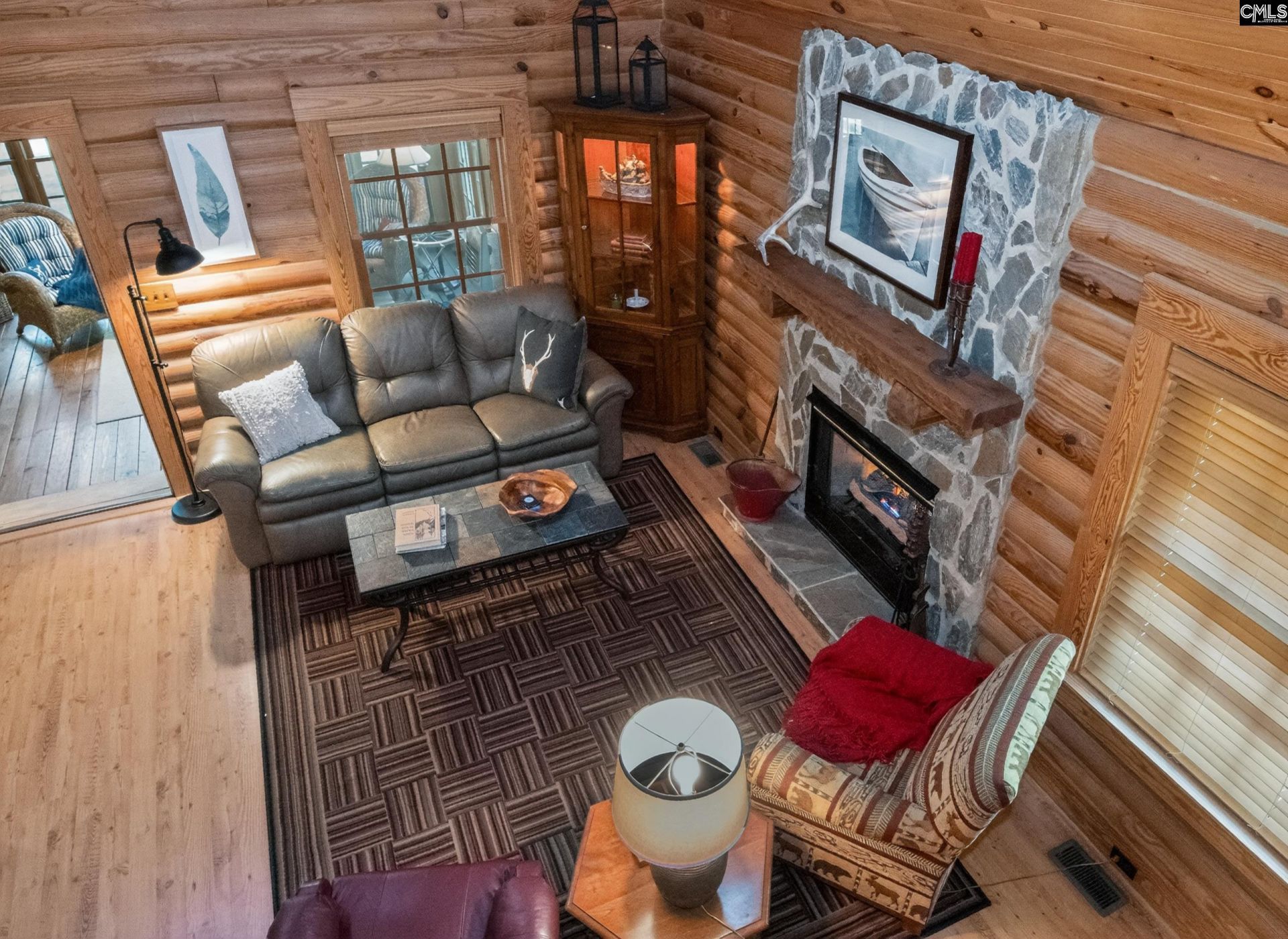 57 Club Lane  Photo 23