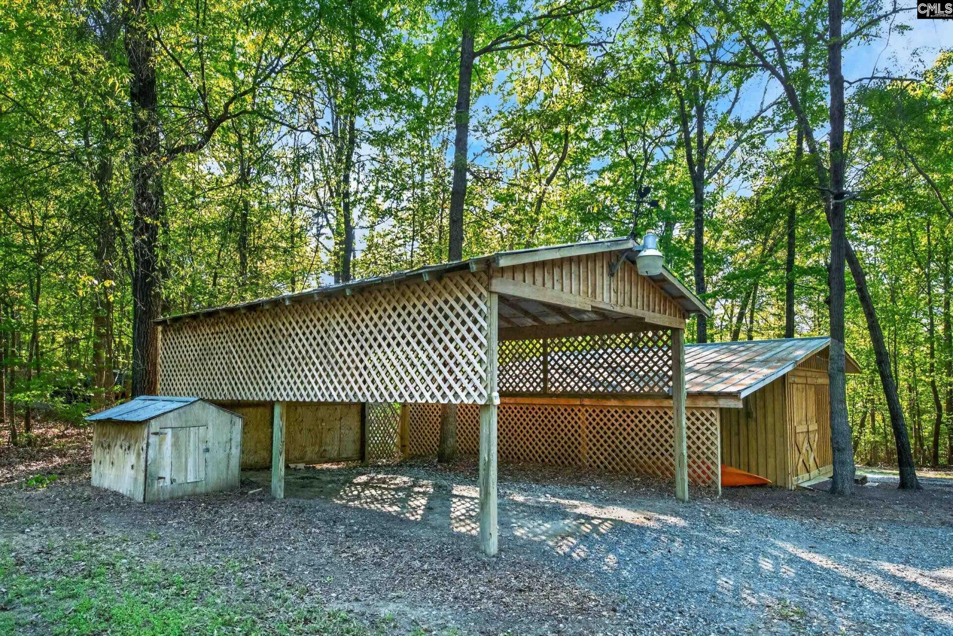 57 Club Lane  Photo 33