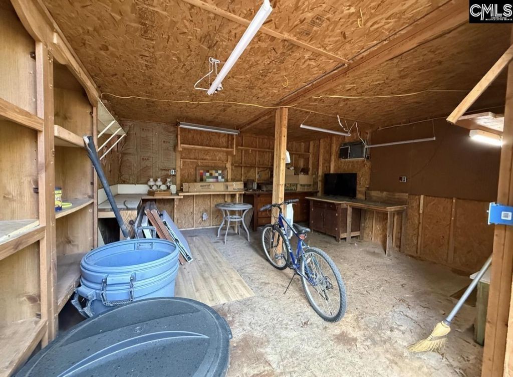 57 Club Lane  Photo 38