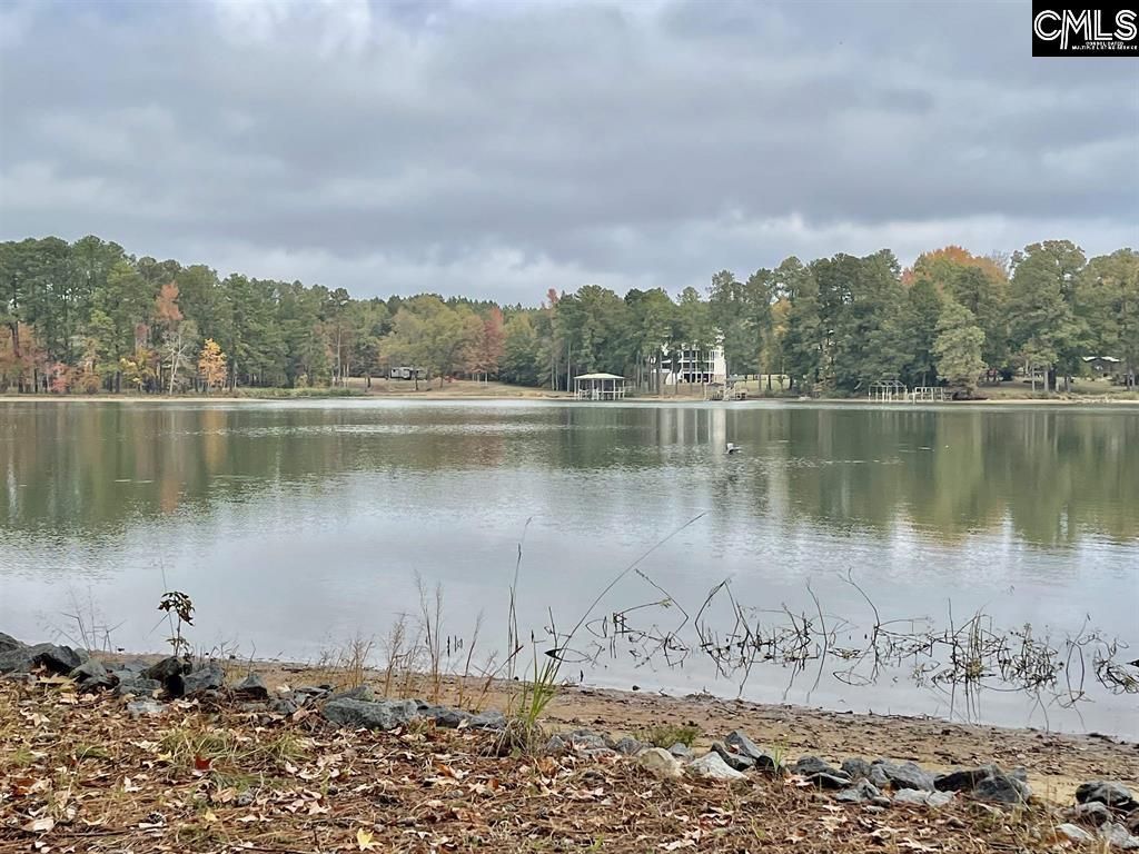 57 Club Lane  Photo 49