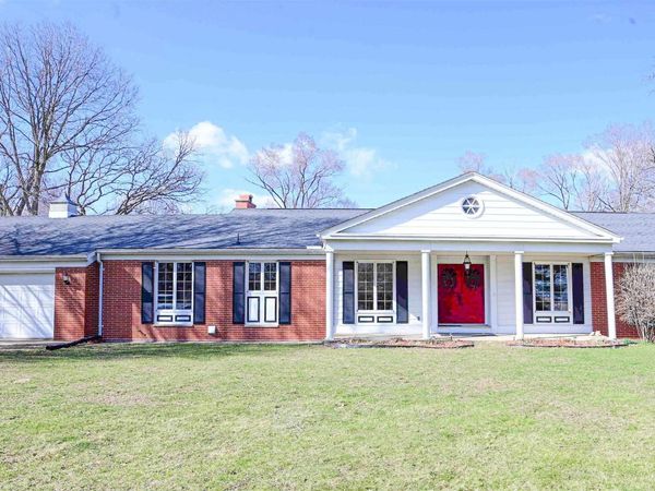 17867 189th Street, Manchester, IA 52057