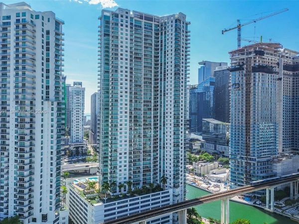 92 SW 3rd St , Unit 2212, Miami, FL 33130