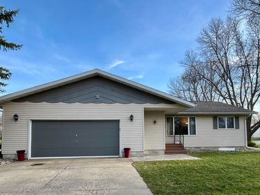 300 G Street, Marshall, MN 56258