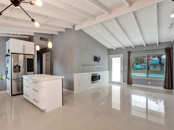 4670 SW 25th Avenue, Fort Lauderdale, FL 33312