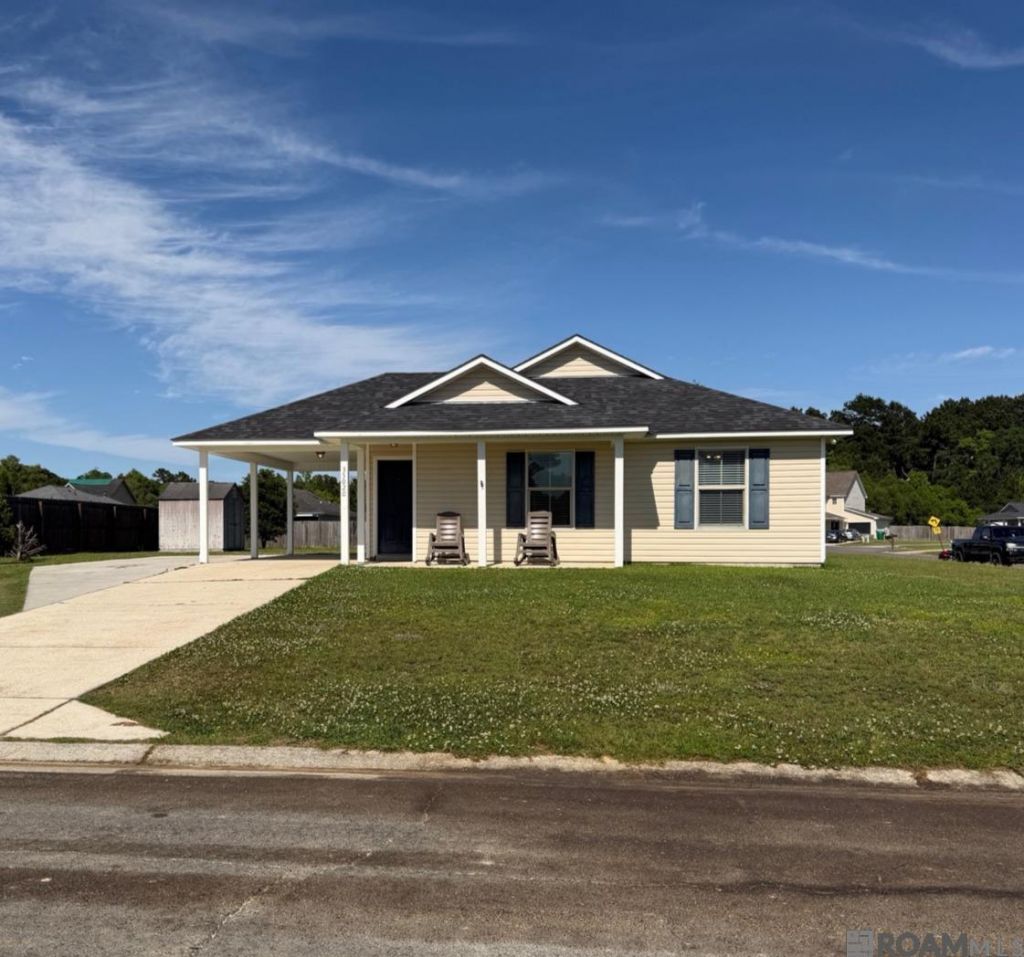 25020 Rayville Dr Denham Springs, LA 
