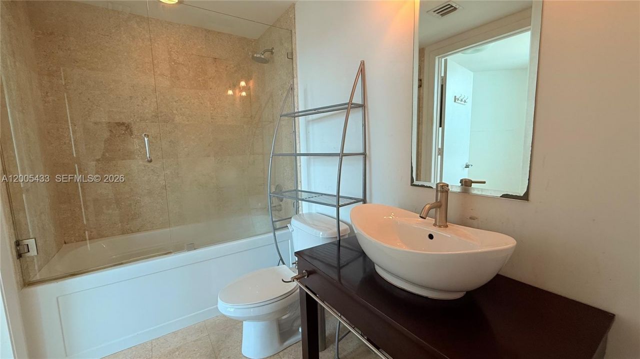 350 S Miami Ave , Unit 3608, Miami, FL 33130 Photo