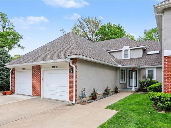 8589 Hauser Court, Lenexa, KS 66215