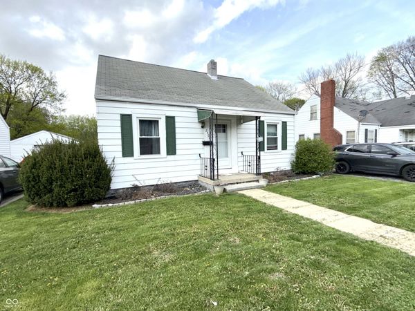 2300 W 8th Street , Anderson, IN 46016