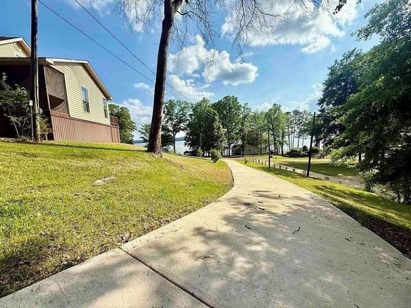 1401 olin, Farmerville, LA 71241