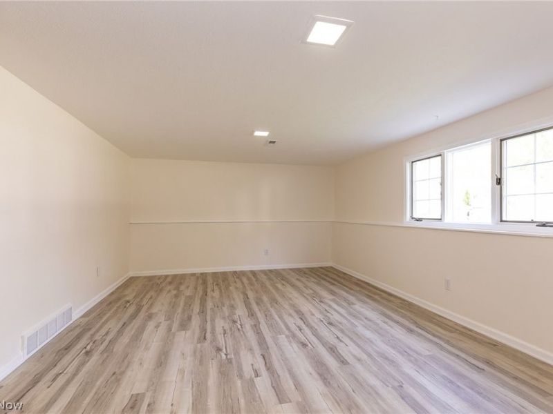 5258 Main Avenue, North Ridgeville, OH 44039 Photo 18