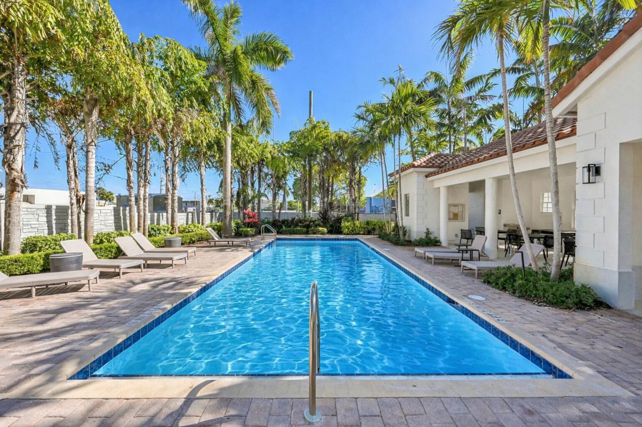 482 Graham Place, Boynton Beach, FL 33435 Photo