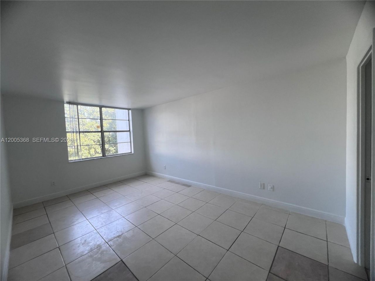 496 NW 165th St Rd , Unit D-414, Miami, FL 33169 Photo