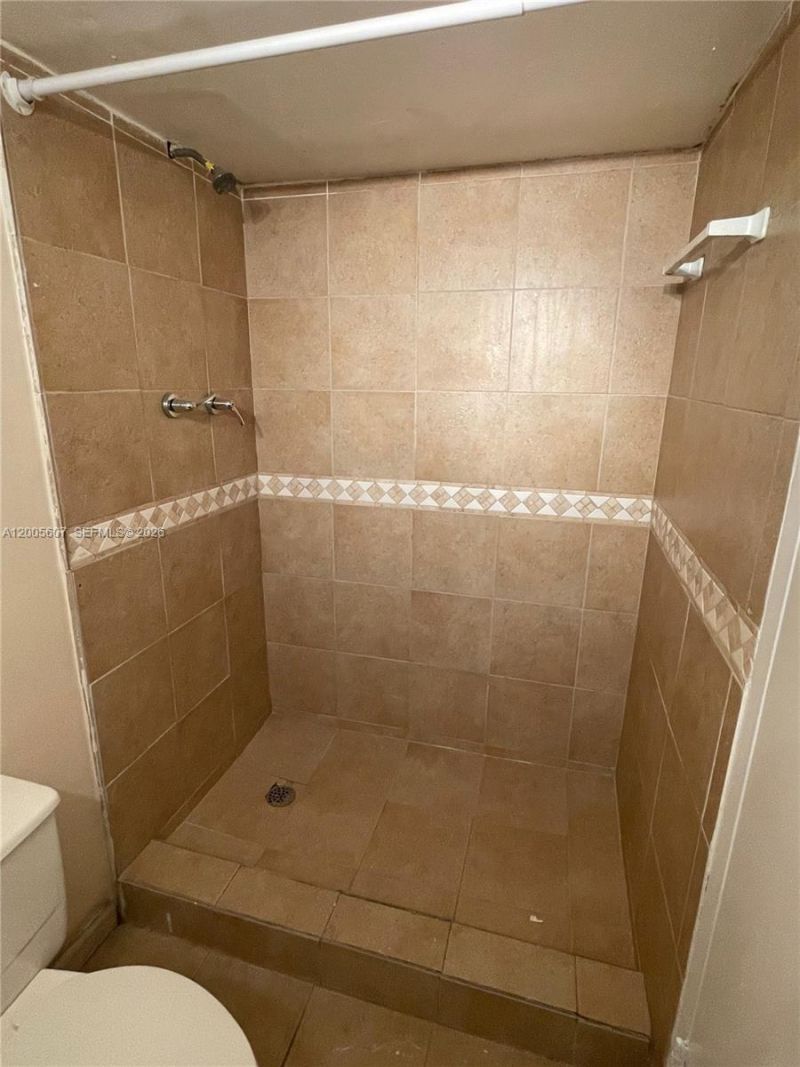 1800 Sans Souci Blvd , Unit 107, North Miami, FL 33181 Photo