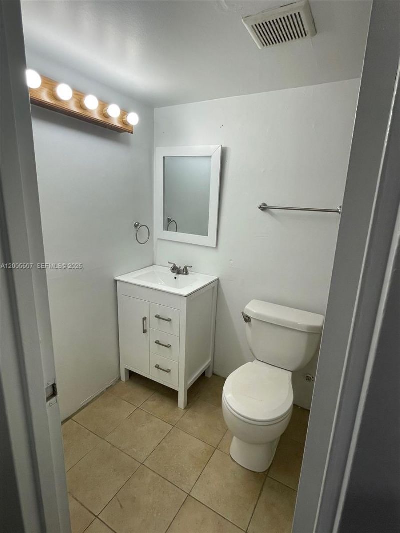 1800 Sans Souci Blvd , Unit 107, North Miami, FL 33181 Photo