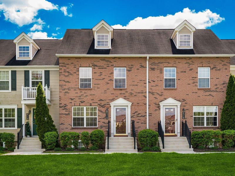8318 Linton Boulevard , Columbus, OH 43235 Photo 1