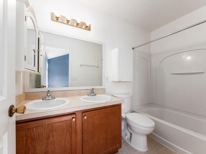 8318 Linton Boulevard , Columbus, OH 43235 Photo 19